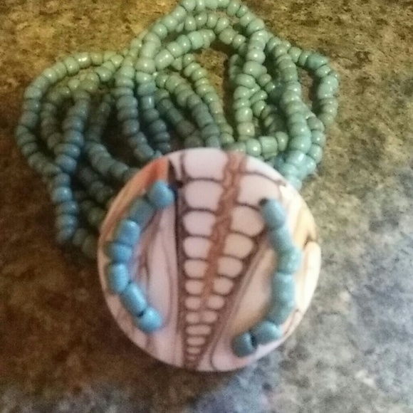 2 Shell bracelets - Picture 3 of 3